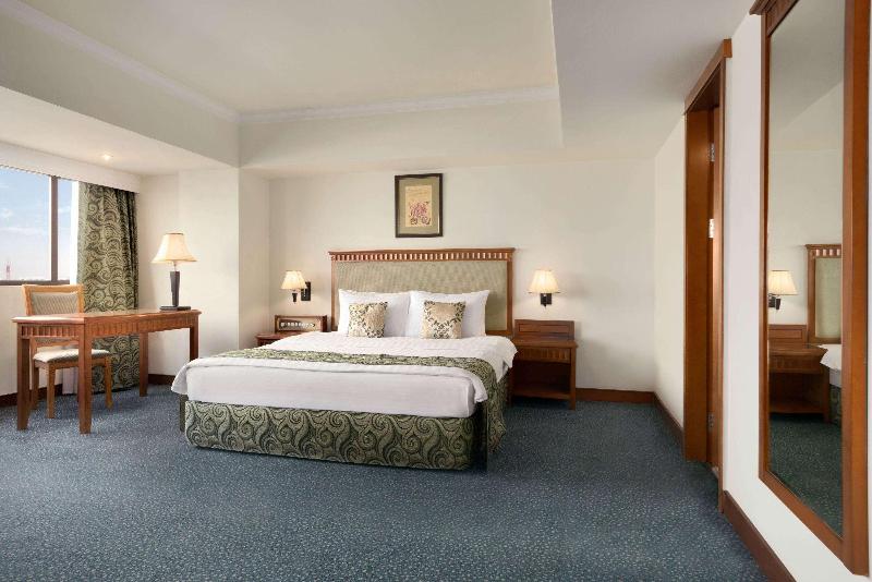 غرفة قياسية رباعية, Santa Costanza By Omnia Hotels