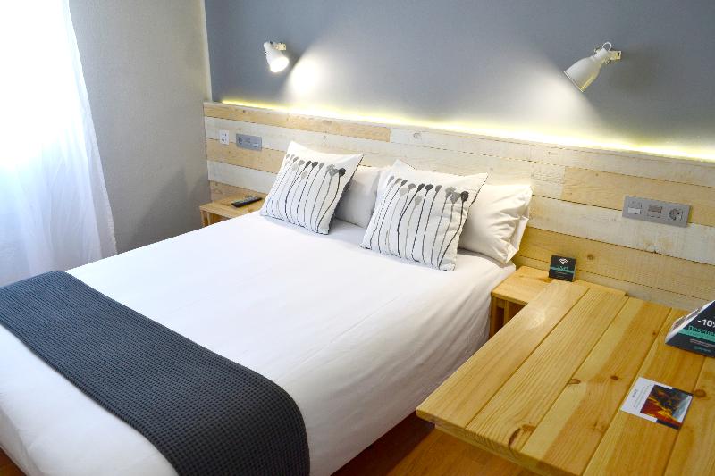 اتاق استاندارد با تخت دوبل, Union Square Plaza