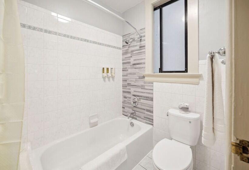 اتاق استاندارد با تخت دوبل, Union Square Plaza