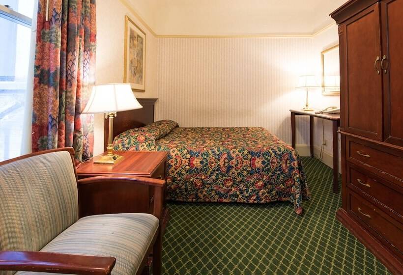 اتاق استاندارد با تخت دوبل, Union Square Plaza