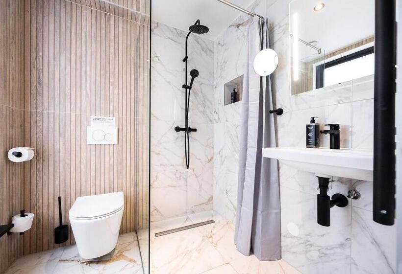 Quarto Estandar, Limehome Amsterdam Leidsekruisstraat