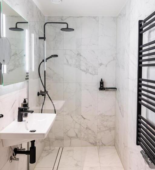 Quarto Estandar, Limehome Amsterdam Leidsekruisstraat