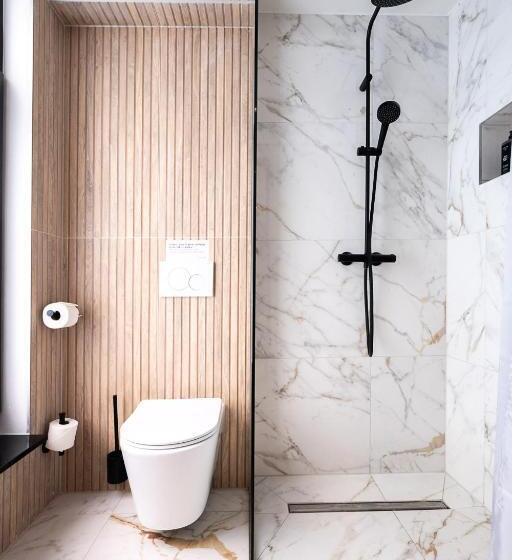 Quarto Estandar, Limehome Amsterdam Leidsekruisstraat