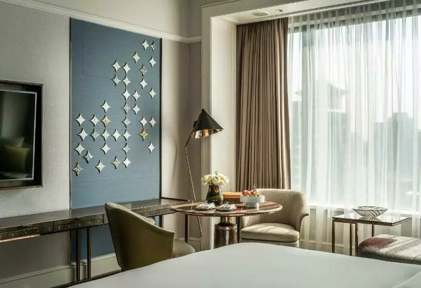 اتاق لوکس با تخت بزرگ, Four Seasons Hotel Singapore