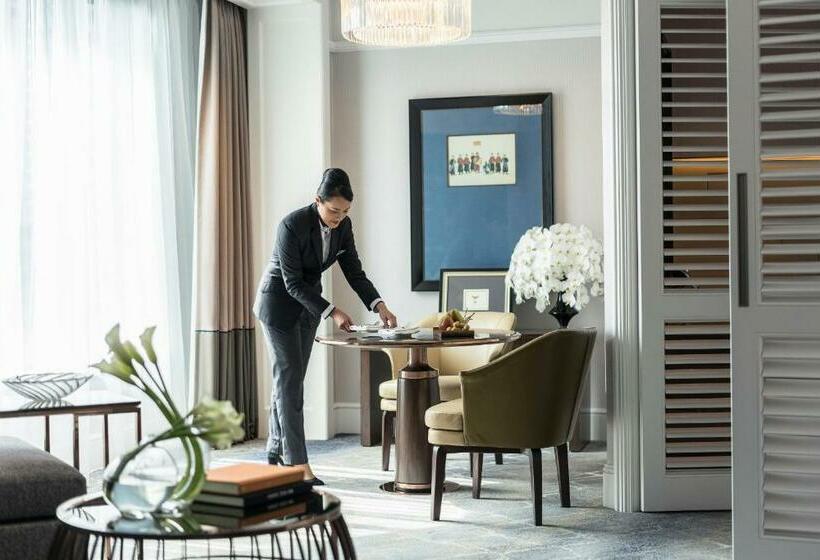 سوییت اجرایی, Four Seasons Hotel Singapore