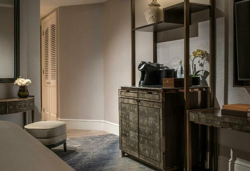 اتاق استاندارد با چشمانداز, Four Seasons Hotel Singapore