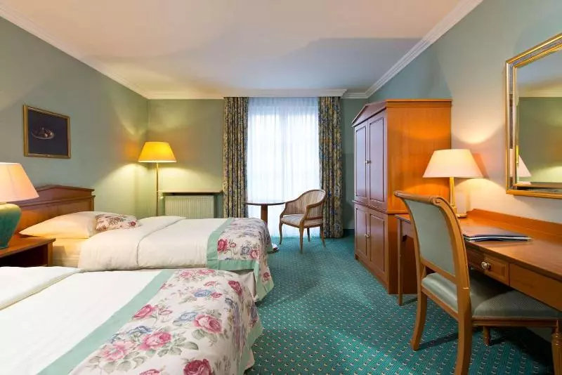 Quarto standard, Am Schlosspark