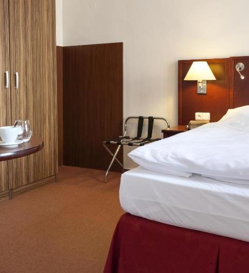 Номер Стандарт, B&b Hotel Praha