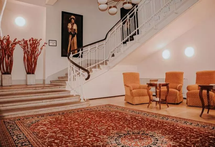 スタンダードトリプルルーム, B&b Hotel Praha