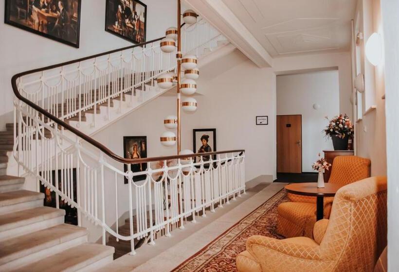 舒适三人间, B&b Hotel Praha