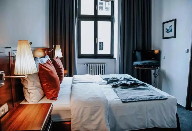 コンフォートトリプルルーム, B&b Hotel Praha