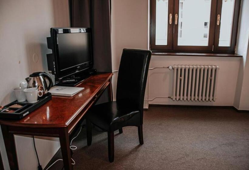 Номер Стандарт, B&b Hotel Praha