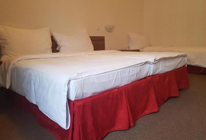 舒适三人间, B&b Hotel Praha