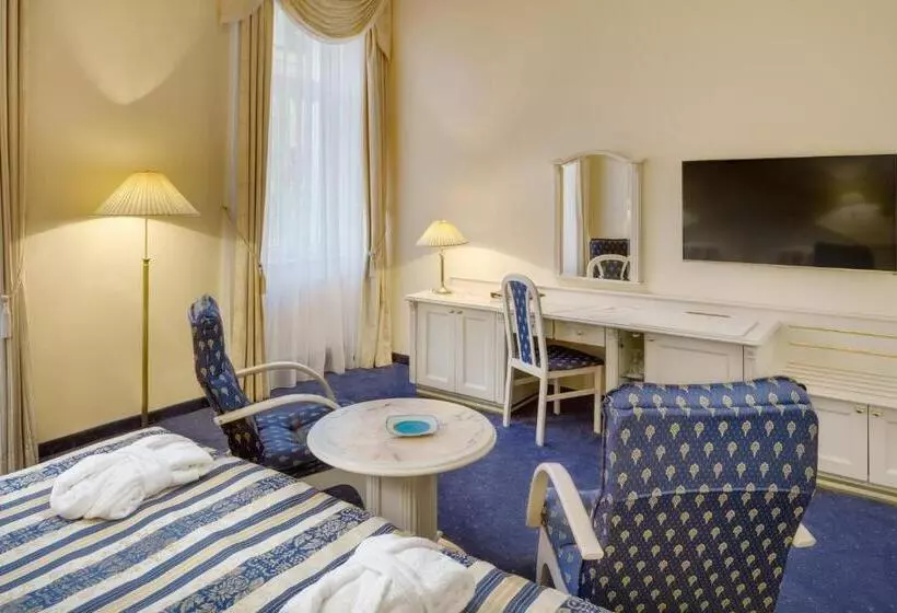 اتاق سوپریور با چشمانداز شهر, Ensana Hotel Pacifik