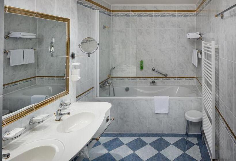 スイート, Ensana Hotel Pacifik