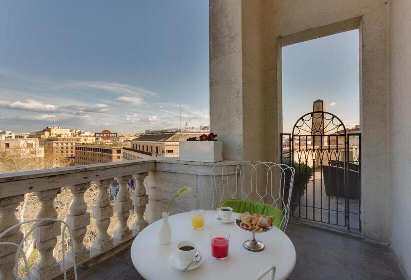 اتاق اجرایی, Grand Hotel Palace Rome