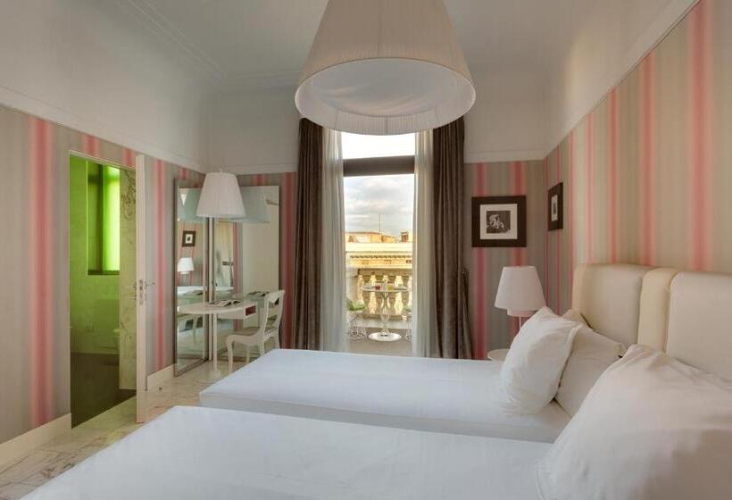 اتاق اجرایی, Grand Hotel Palace Rome