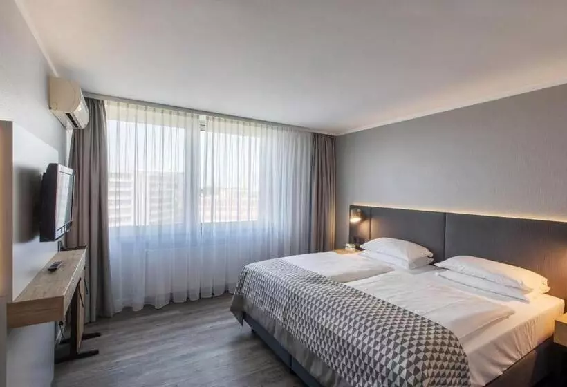 اتاق لوکس, Holiday Inn Düsseldorf Neuss, Ein Ihg