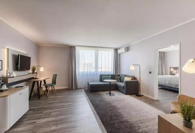 اتاق لوکس, Holiday Inn Düsseldorf Neuss, Ein Ihg