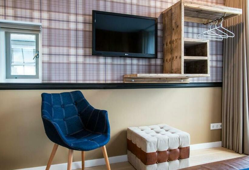 Номер Basic, Max Brown Hotel Canal District, Part Of Sircle Collection