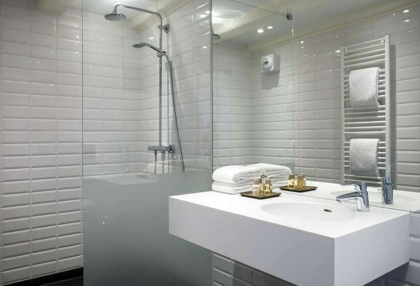 スタンダードルーム, Max Brown Hotel Canal District, Part Of Sircle Collection