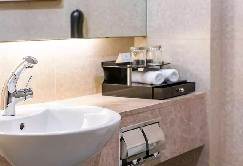 デラックスルーム, Millennium Harbourview Hotel Xiamen Near Metro Station & Zhongshan Road