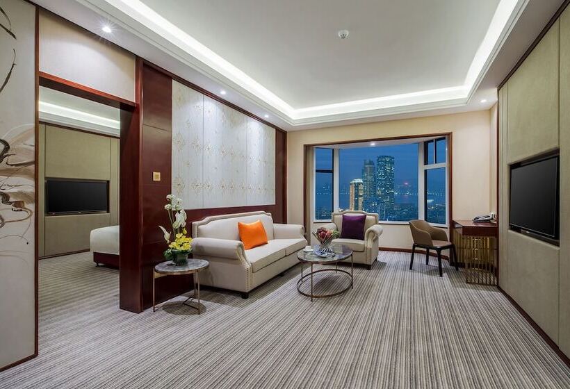 디럭스 스위트, Millennium Harbourview Hotel Xiamen Near Metro Station & Zhongshan Road