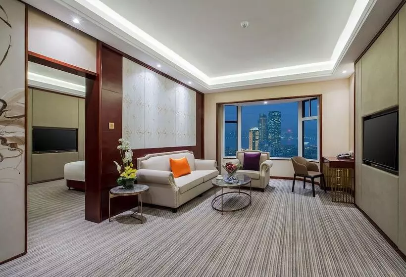 デラックススイート, Millennium Harbourview Hotel Xiamen Near Metro Station & Zhongshan Road