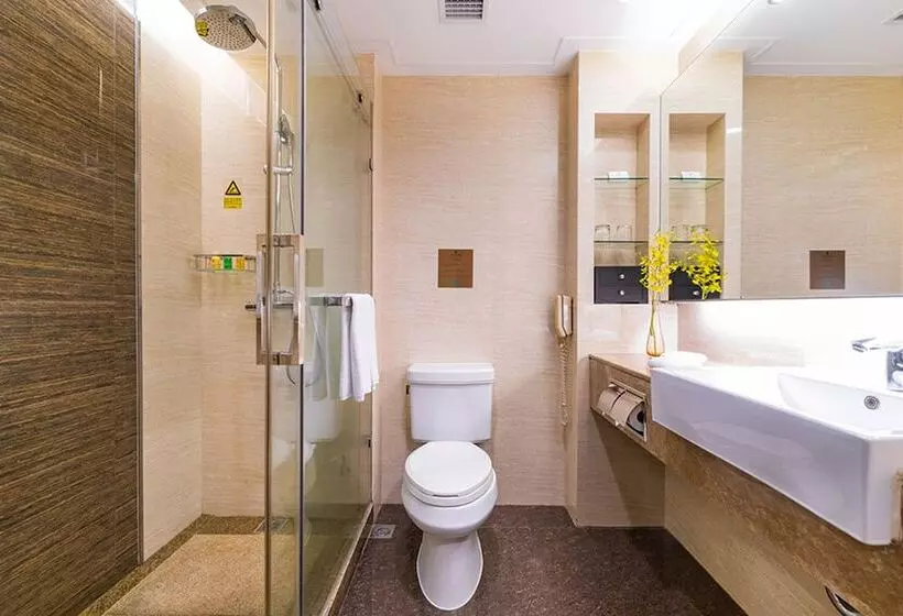 スーペリアールーム, Millennium Harbourview Hotel Xiamen Near Metro Station & Zhongshan Road