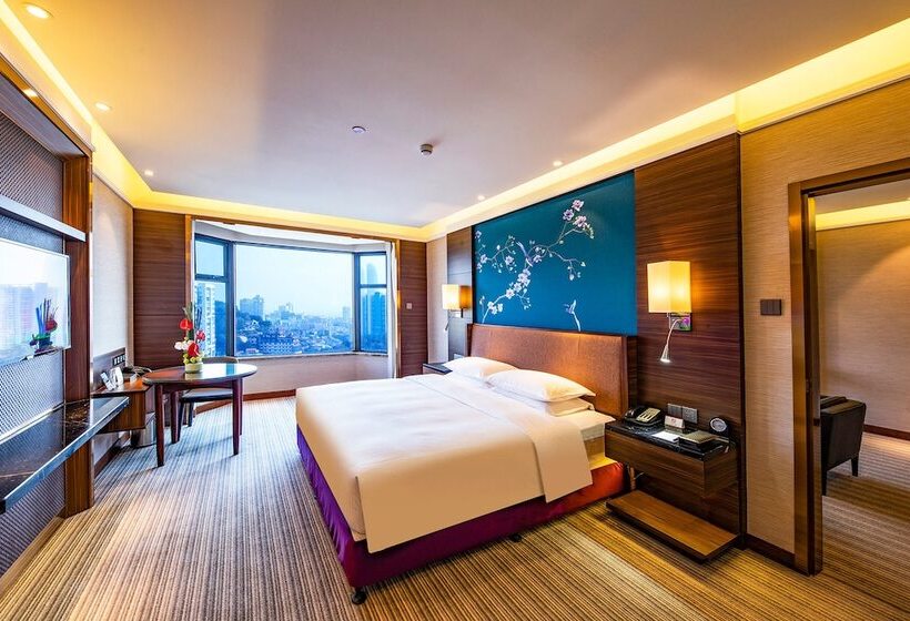 Люкс Повышенной Комфортности, Millennium Harbourview Hotel Xiamen Near Metro Station & Zhongshan Road