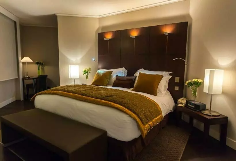 キングサイズベッドのクラブルーム, Sofitel Algiers Hamma Garden
