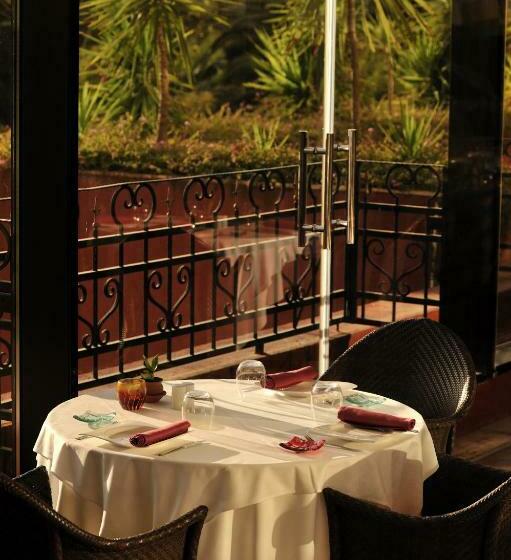 اتاق سوپریور با چشمانداز شهر, Sofitel Algiers Hamma Garden