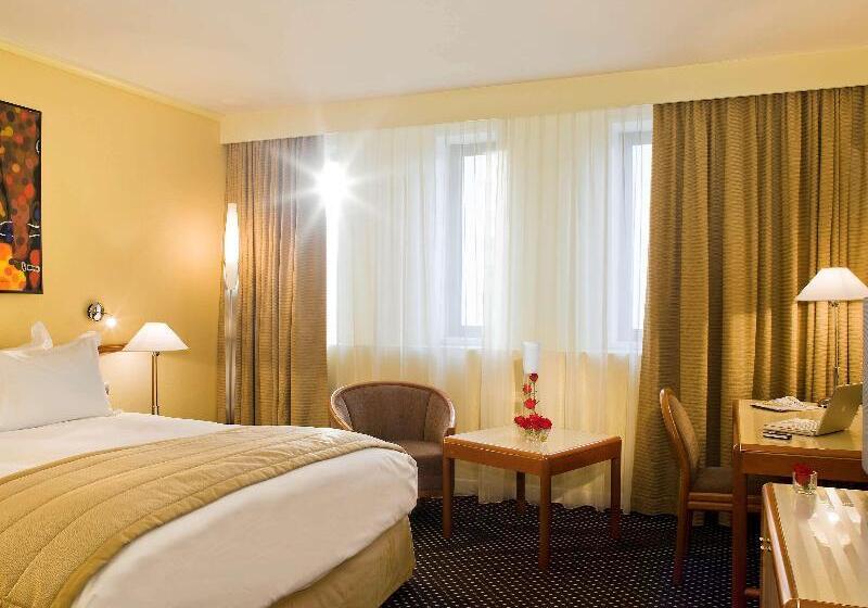 اتاق سوپریور با چشمانداز شهر, Sofitel Algiers Hamma Garden