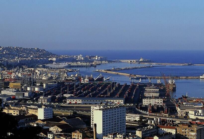 اتاق سوپریور با چشمانداز شهر, Sofitel Algiers Hamma Garden