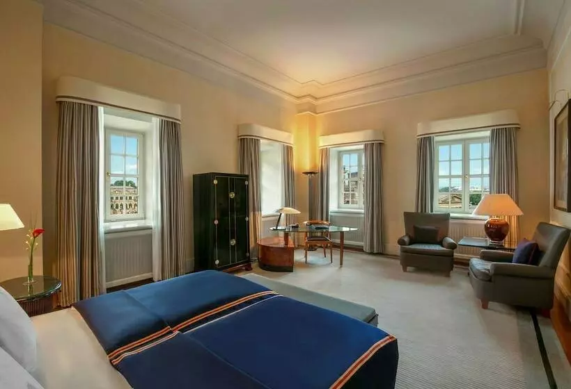 デラックスルーム, Taschenbergpalais Kempinski