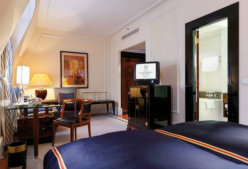 수피리어 룸, Taschenbergpalais Kempinski