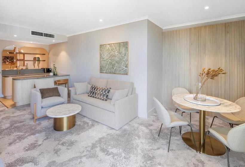 발코니가 있는 스위트, Amora Hotel Brisbane