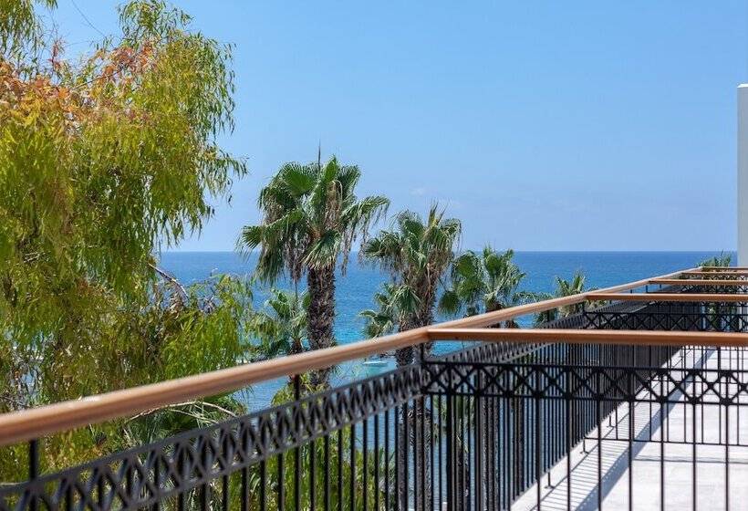 חדר סטנדרט צדדי נוף לים, Annabelle