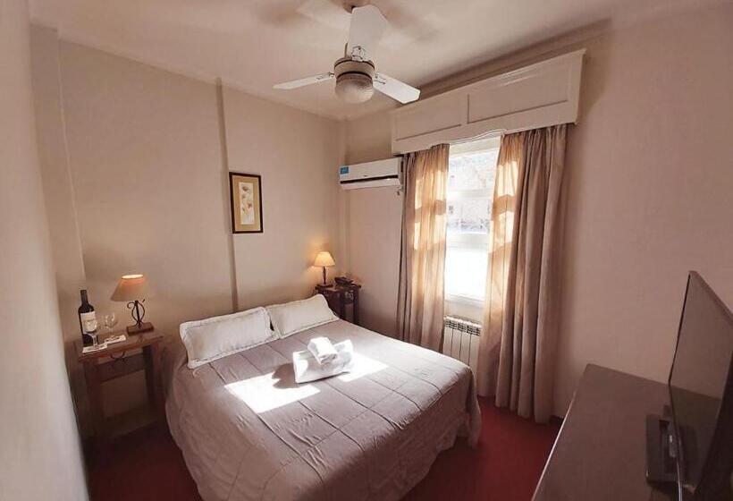 חדר סטנדרט, Ariosto