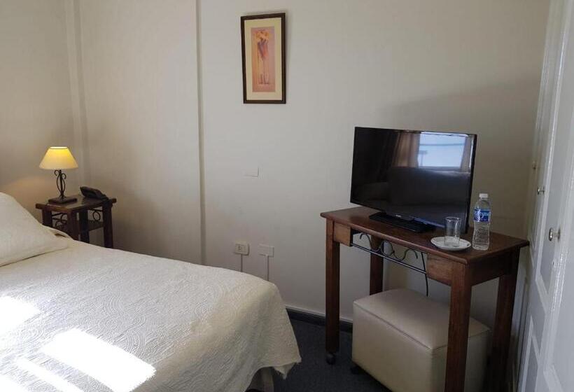 חדר סטנדרט, Ariosto