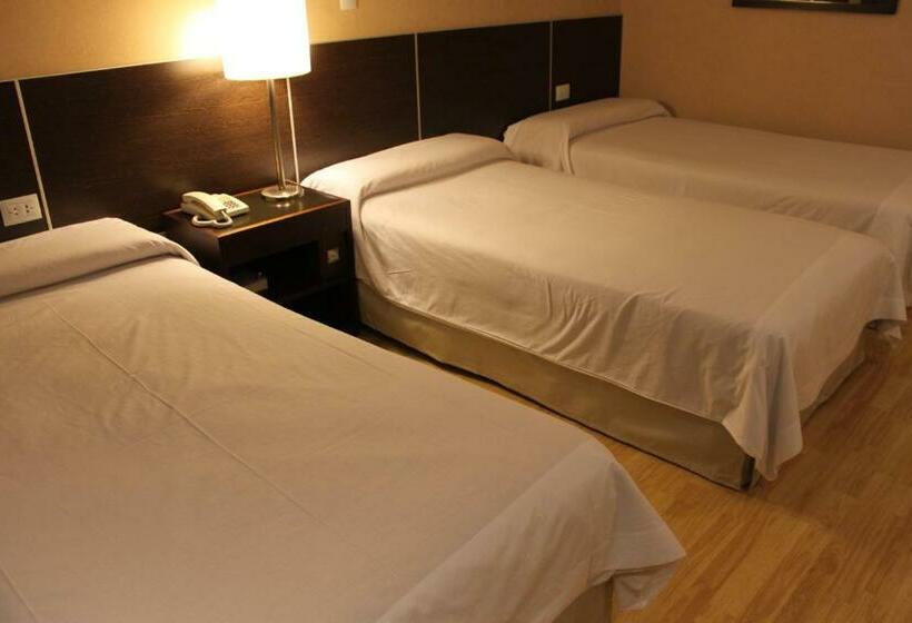 高级三人间, Garden Plaza