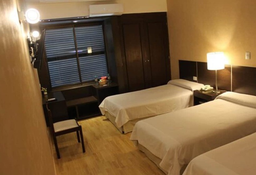 高级三人间, Garden Plaza