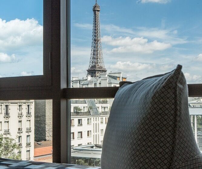プレステージルーム, Le Parisis Paris Tour Eiffel
