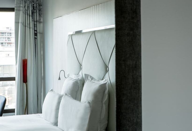 景色の見えるジュニアスイート, Le Parisis Paris Tour Eiffel