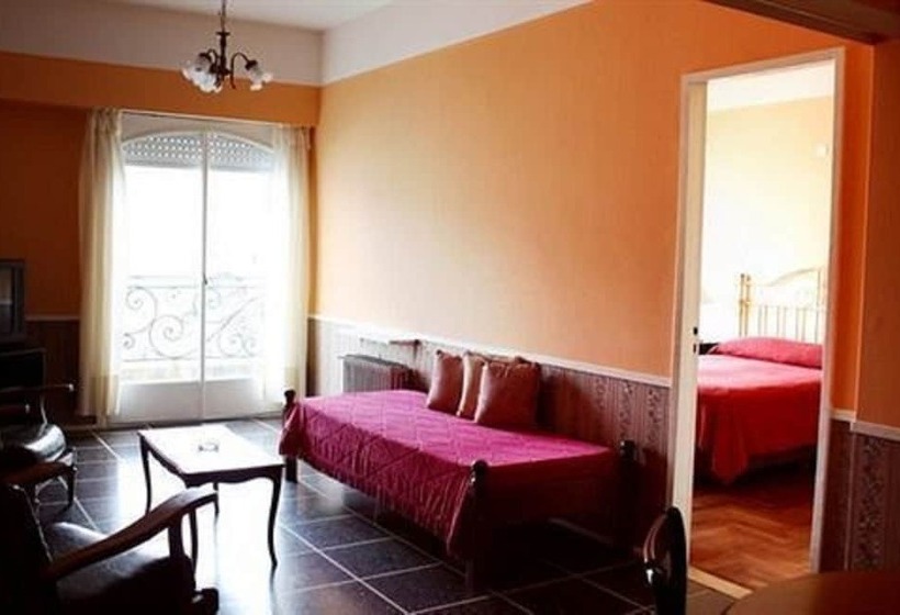 اتاق استاندارد سه نفره, Lyon By Mh