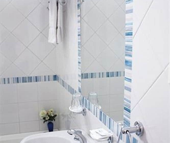 اتاق استاندارد چهار تخته, Lyon By Mh