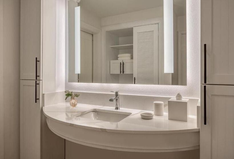 جناح, Margaritaville Beach House Key West