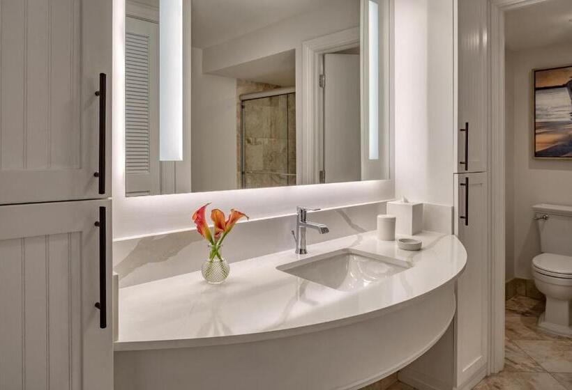 جناح غرفتين نوم, Margaritaville Beach House Key West