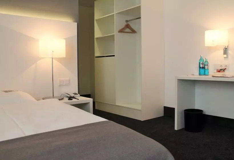 デラックスルーム, Relexa Hotel Airport Düsseldorf/ratingen