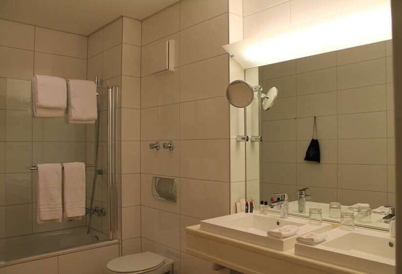 اتاق لوکس, Relexa Hotel Airport Düsseldorf/ratingen